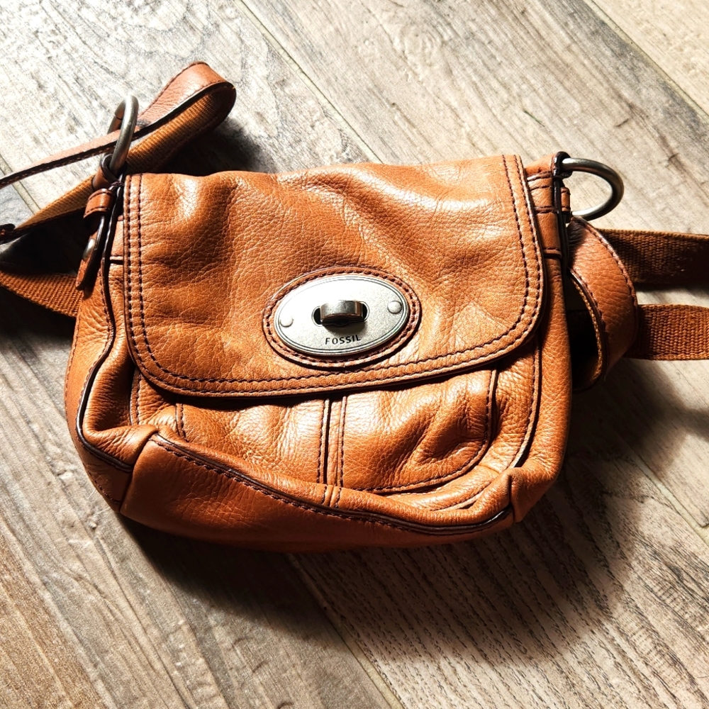 Fossil Brown Leather purse